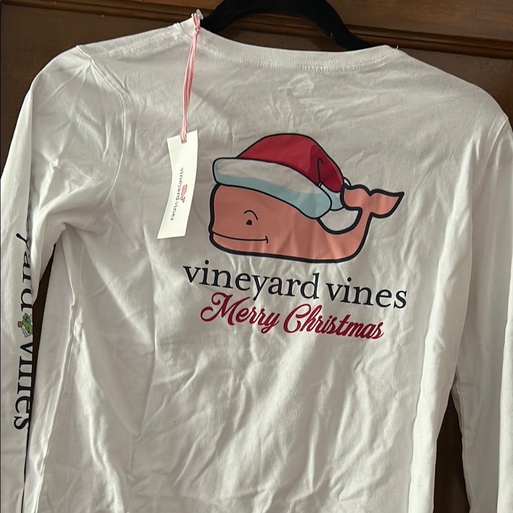 Vineyard Vines White Long Sleeve with Santa Pink Whale